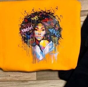 Afrolicious‎ Tee